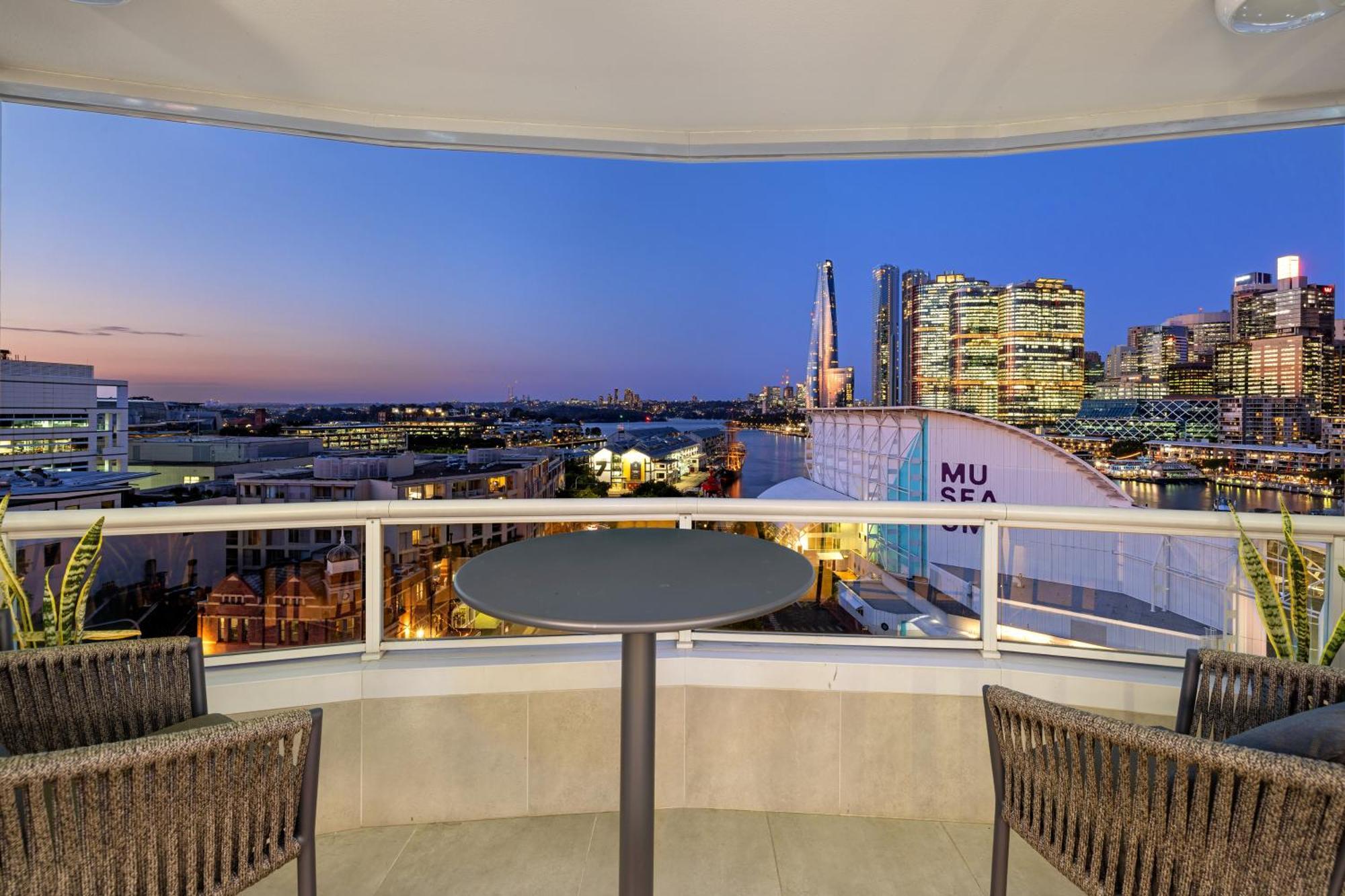 3 Bedroom Darling Harbour Apartment ซิดนีย์ ภายนอก รูปภาพ